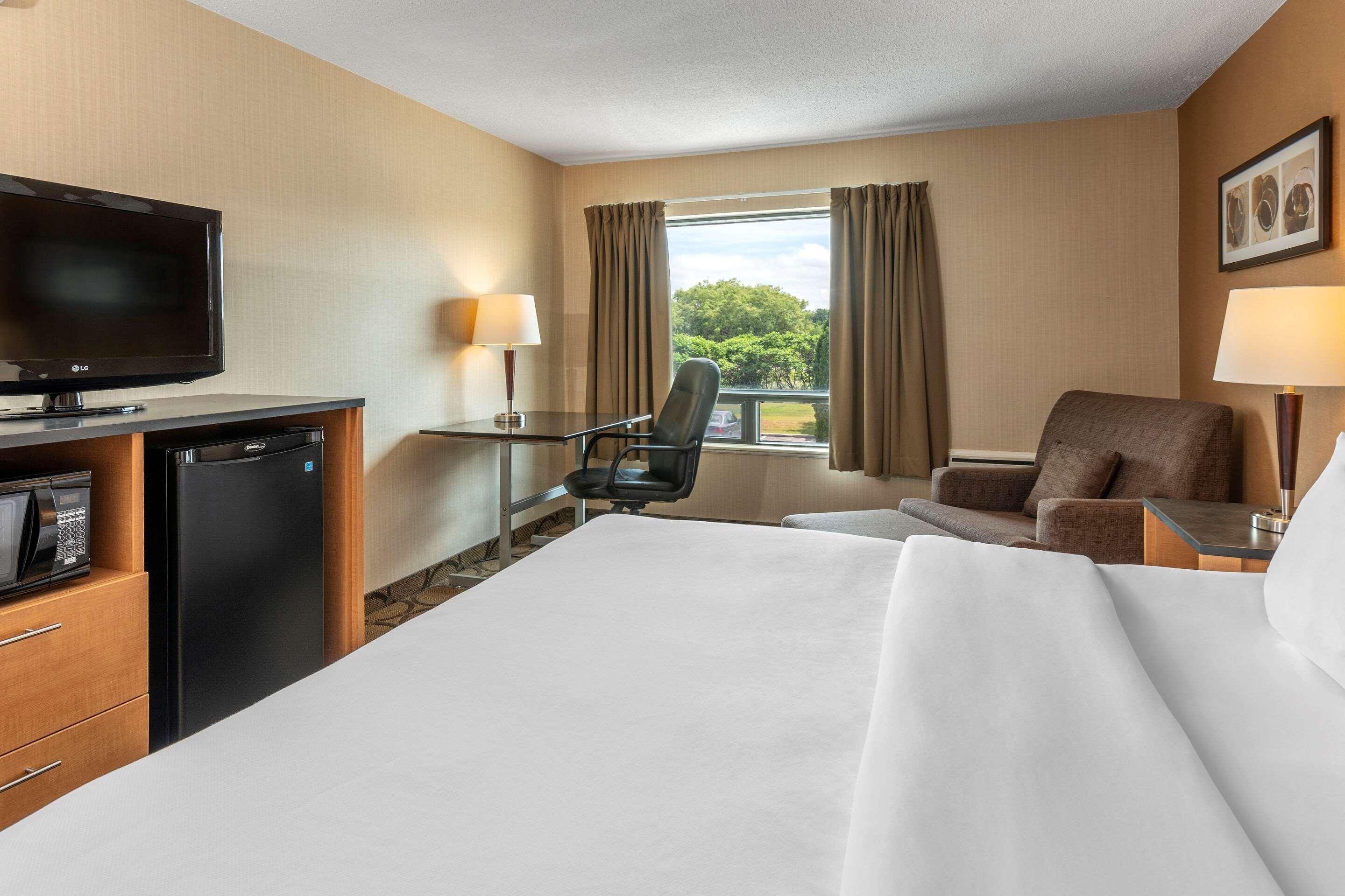 Comfort Inn Sherbrooke Luaran gambar