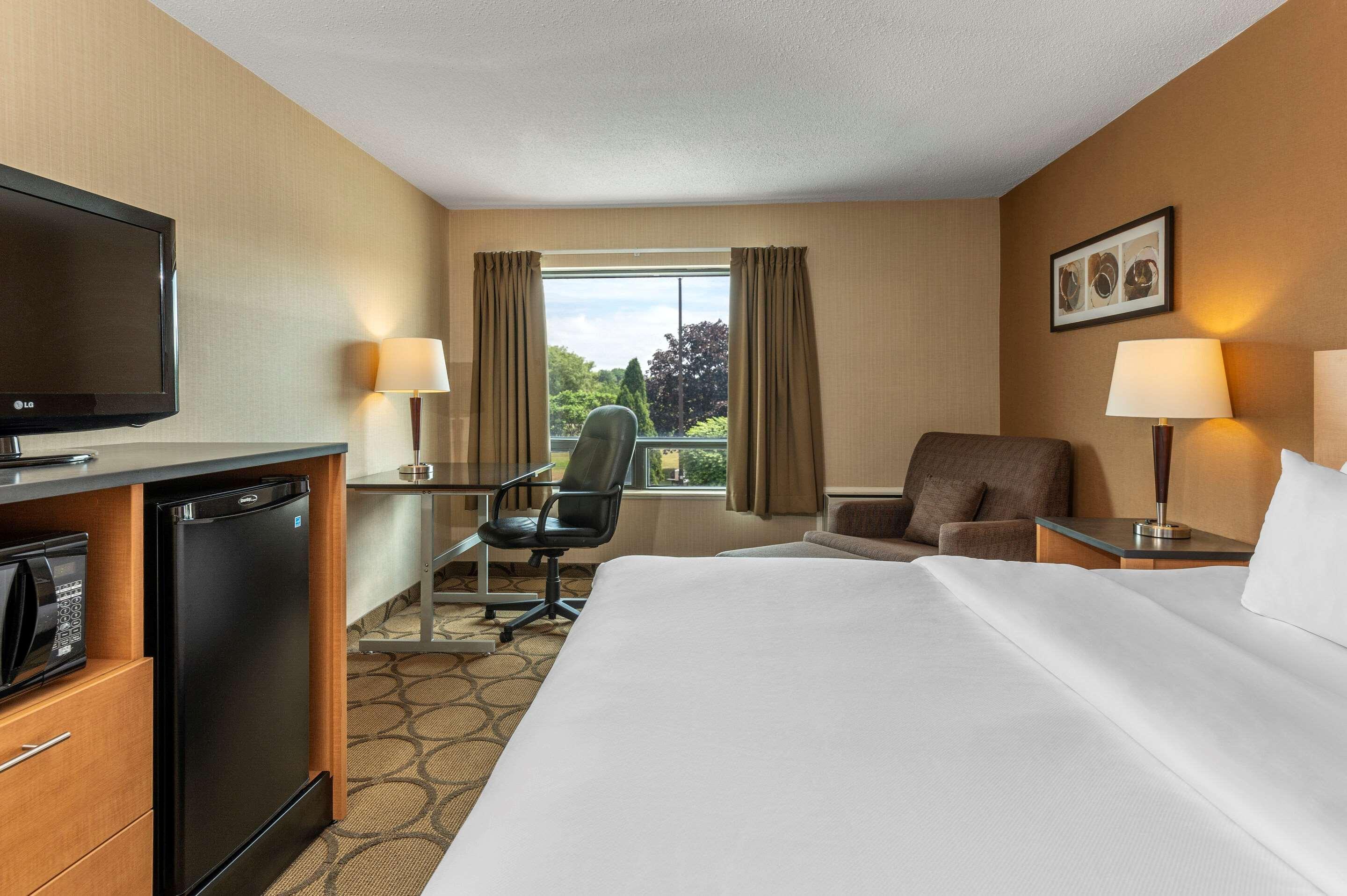 Comfort Inn Sherbrooke Luaran gambar